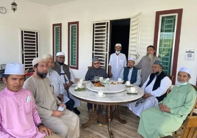 Mufti Perlis Datuk Dr Mohd Asri Zainul Abidin terjun kolam politik Umno Bersatu AMANAH PKR