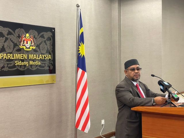 'Ulama Pas pun boleh isytihar keluar parti, apa sangatlah ahli biasa'