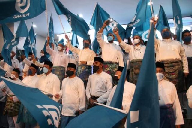 Pejuang anggap lebih baik tidak jadi kerajaan daripada jadi kerajaan dengan cara khianati kawan
