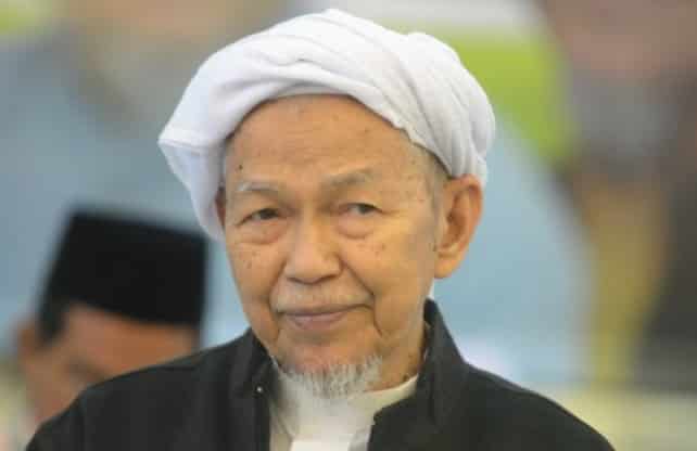 Adly ingat pesanan Almarhum TGNA: 'Umno ni bila kuat sikit dia gigit tangan kita'