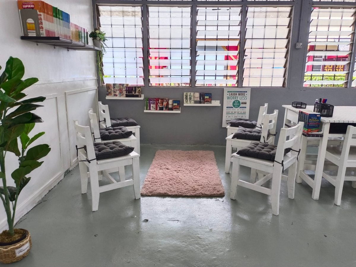 Cikgu ini cetus semangat belajar, 'make over' bilik darjah macam kafe hipster, 'aesthetic'