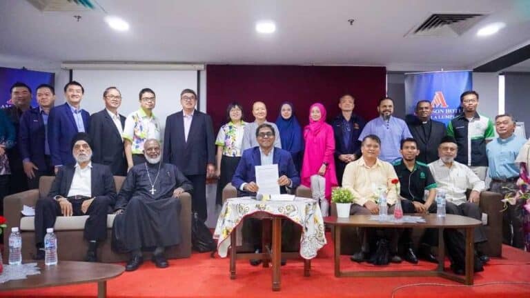 NGO, pemimpin pelbagai agama kemuka 8 deklarasi pada 13 parti-Calon dipilih mesti berintegriti bebas rasuah